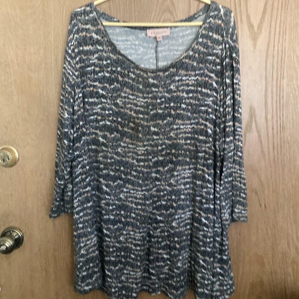 Long sleeve round neck tunic . 3x
